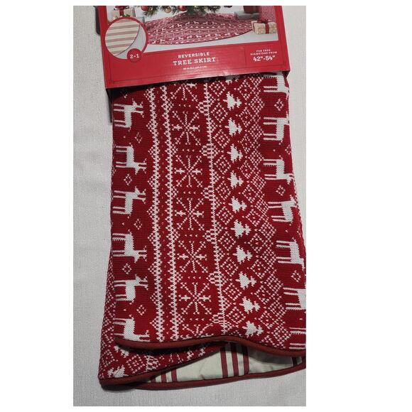 wondershop reversible tree skirt  42''-54'' tree diameter - Picture 5 of 7